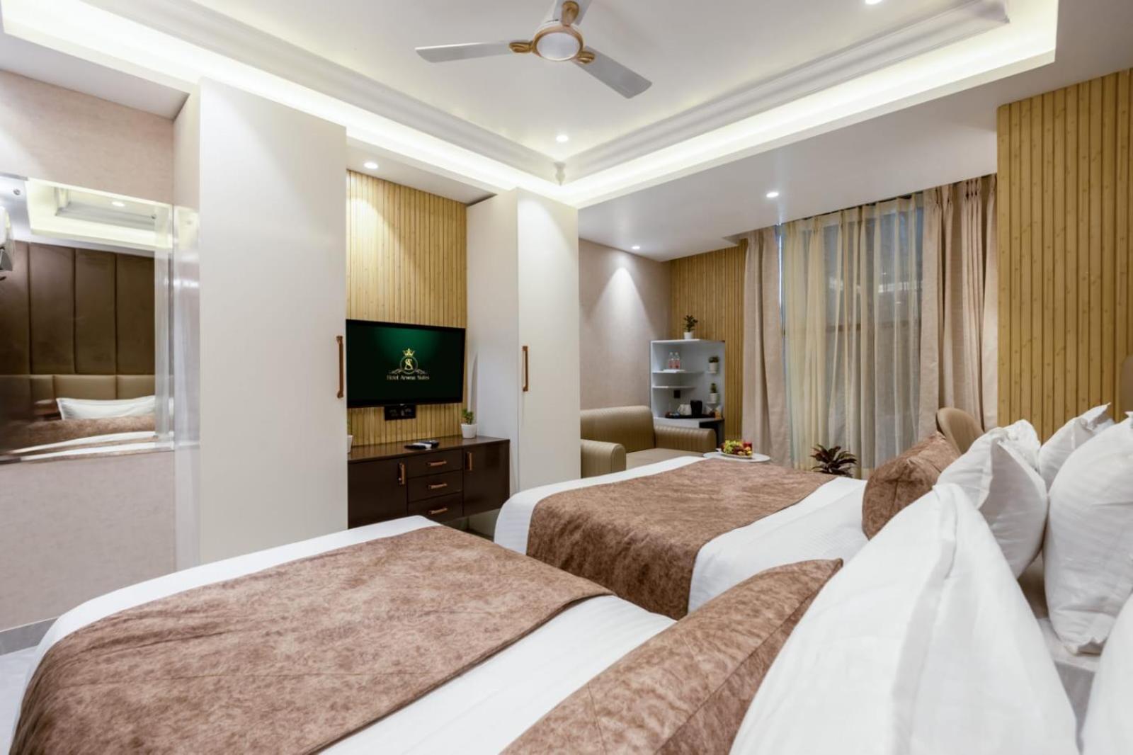 Hotel Aroma Plaza Delhi Airport